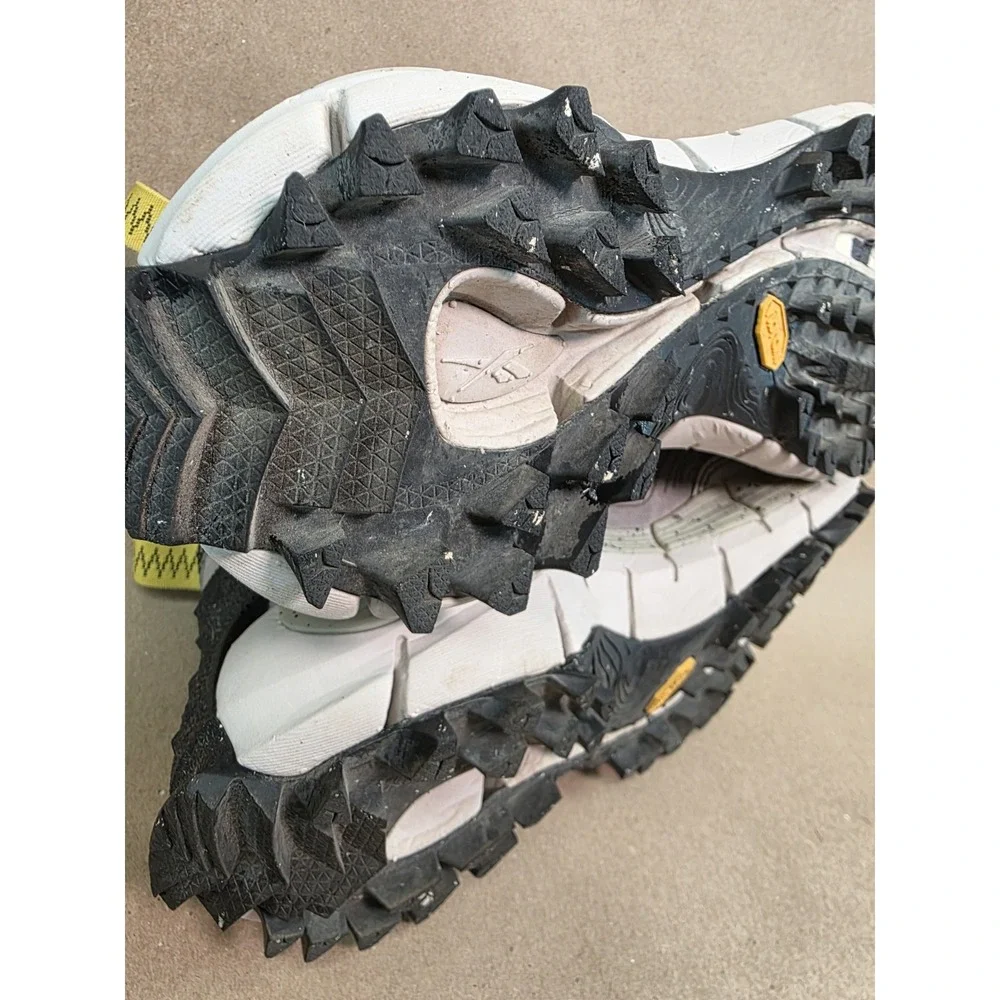 Reebok (Sz 6) Zig Kinetica II Edge GX0117 Boulder Gray men's Trail Shoes